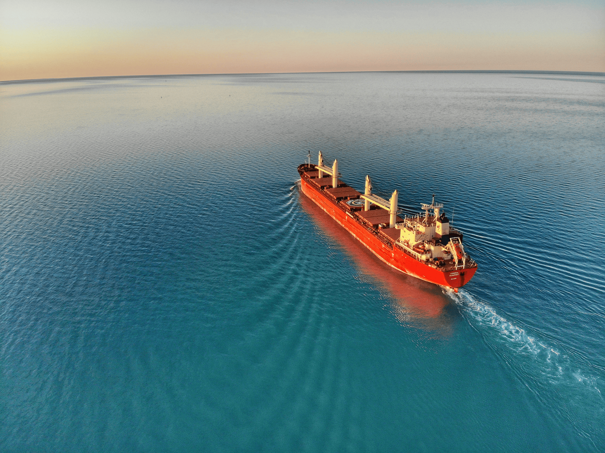 Fuel tanker ship